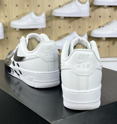 240 Nike Air Force 1'07 Low RetroCrime scene Air Force One sneakers leather blac