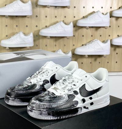 240 Nike Air Force 1'07 Low RetroCrime scene Air Force One sneakers leather blac