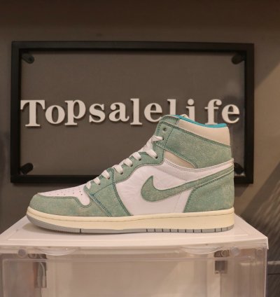 Air Jordan 1 Retro High OG 'Turbo Green' 555088-311