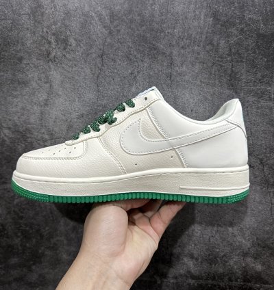 240 Nk Air Force 1'07 Low BAPE joint-beige green star Air Force One low-top casu