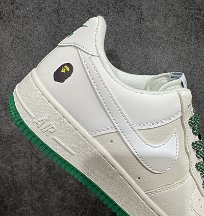 240 Nk Air Force 1'07 Low BAPE joint-beige green star Air Force One low-top casu