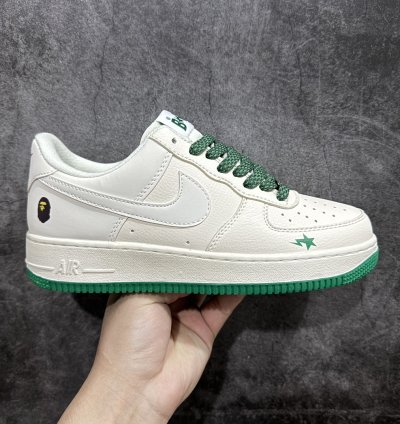 240 Nk Air Force 1'07 Low BAPE joint-beige green star Air Force One low-top casu