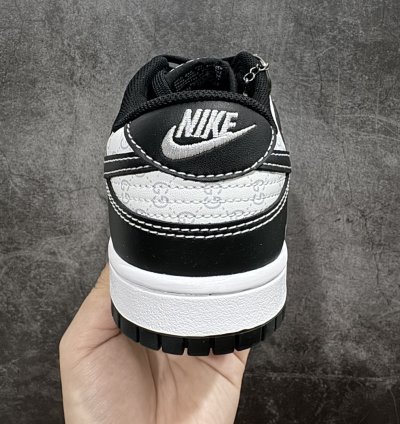 280 Gucci x Nike Dunk Low Dark Pattern Double G Black Hook