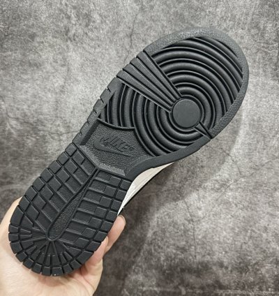 280 Gucci x Nike Dunk Low Dark Pattern Double G Black Hook