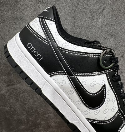 280 Gucci x Nike Dunk Low Dark Pattern Double G Black Hook