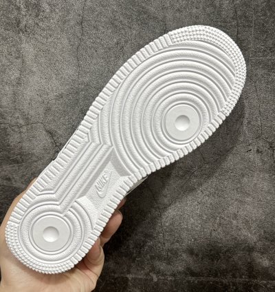 240 Nike Air Force 1'07 Air Force One Low Top White 315122-311