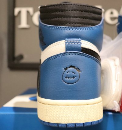 Fragment Design x Travis Scott x Air Jordan 1 Retro High OG 'Military Blue' DH3227-105