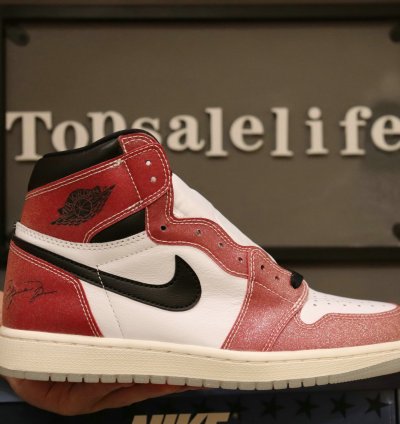 Trophy Room x Air Jordan 1 Retro High OG SP 'Chicago' DA2728-100