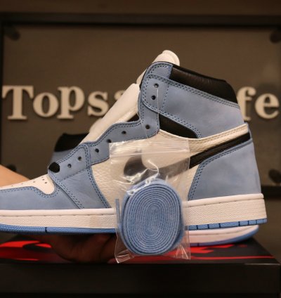 Air Jordan 1 Retro High OG 'University Blue' 575441-134