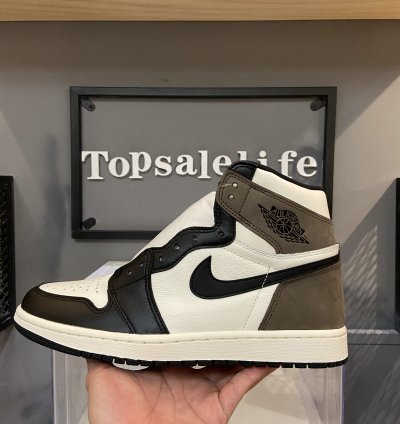 Travis Scott x Air Jordan 1 Retro High OG 'Mocha' CD4487-100