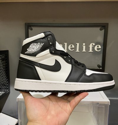 Air Jordan 1 Retro High OG 'Black White 2.0' DZ5485-010