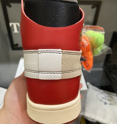 Off-White x Air Jordan 1 Retro High OG 'Chicago' AA3834-101