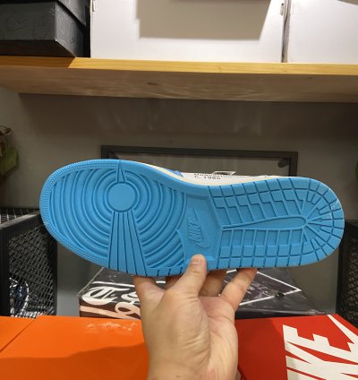 Off-White x Air Jordan 1 Retro High OG 'UNC' AQ0818-148