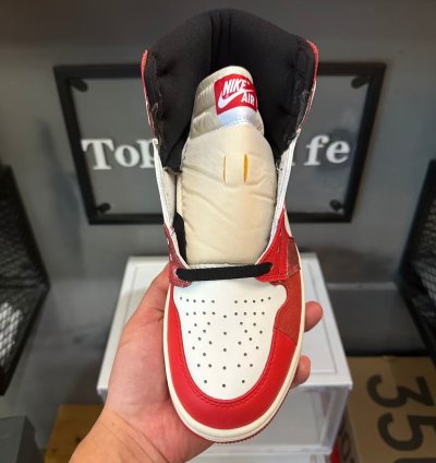 Marvel Spiderman x Air Jordan 1 Retro High OG 'Across The Spider Verse Next Chapter' DV1748-601