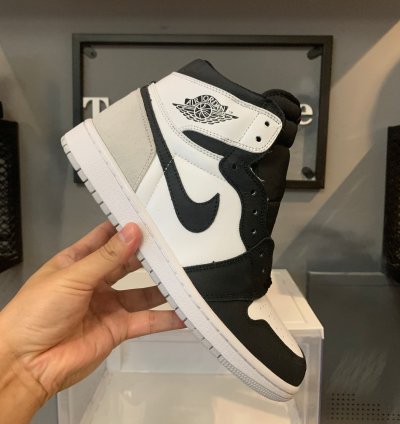 Air Jordan 1 Retro High OG 'Stage Haze' 555088-108
