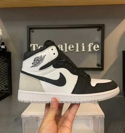 Air Jordan 1 Retro High OG 'Stage Haze' 555088-108