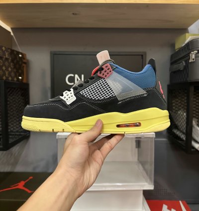 Jordan 4 Retro Union Off Noir DC9533-001