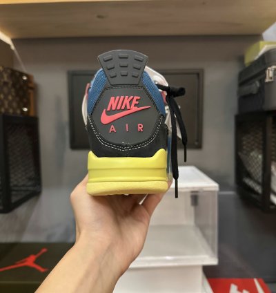 Jordan 4 Retro Union Off Noir DC9533-001