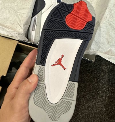 Jordan 4 Retro Midnight Navy DH6927-140