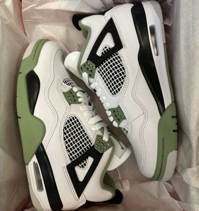 Jordan 4 Retro Seafoam (Women's) AQ9129-103