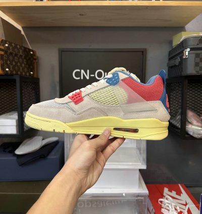 Jordan 4 Retro Union Guava Ice DC9533-800