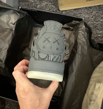 Jordan 4 Retro Kaws Black 930155-001