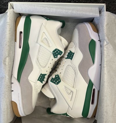 Jordan 4 Retro SB Pine Green DR5415-103