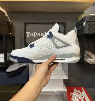Jordan 4 Retro Midnight Navy DH6927-140