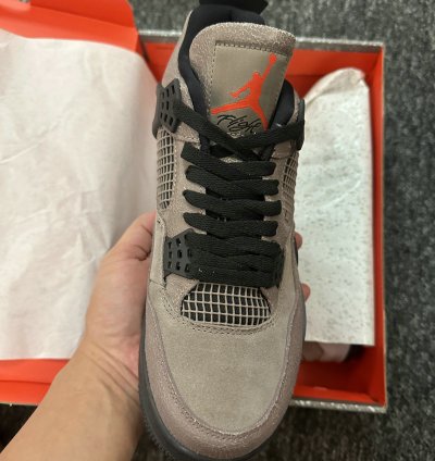 Jordan 4 Retro Taupe Haze DB0732-200