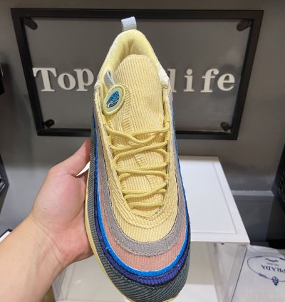 Nike Air Max 1 Shoes - AJ4219-400