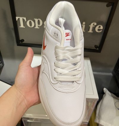 Nike Air Max 1 Shoes - 918354-104