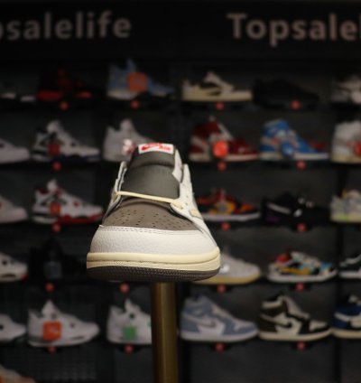 Jordan 1 Retro Low OG SP Travis Scott Reverse Mocha DM7866-162