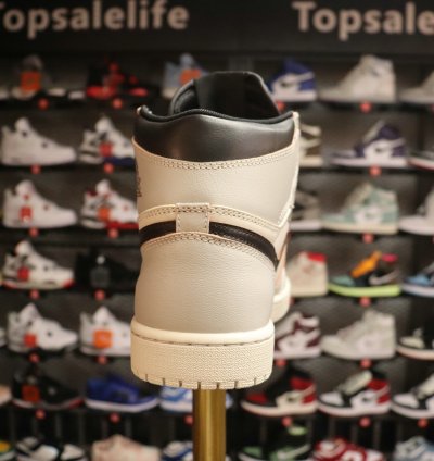 Jordan 1 Retro High OG Defiant SB NYC to Paris CD6578-006