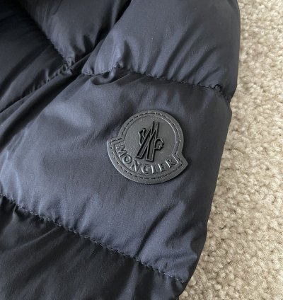 ( 2360) Moncler Melimoyu Puffer Jacket