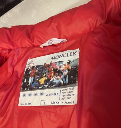 Brand NEW Moncler puffer jacket 80s
