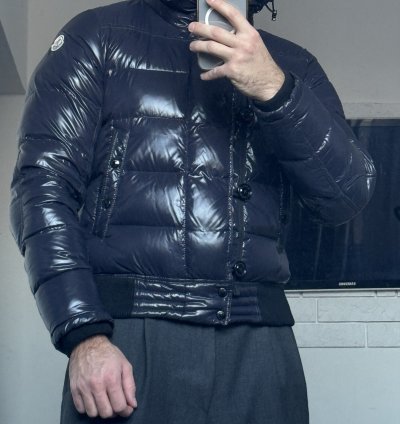 brand new Moncler Veyle puffer hooded jacket