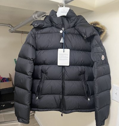 Men Moncler Jacket sz 3