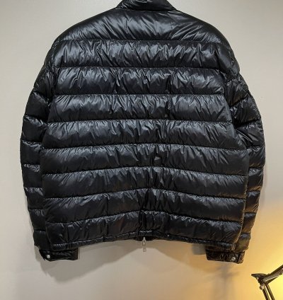 Moncler Acorus Down Jacket (7)
