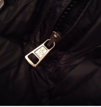 MONCLER AGAY SHORT DOWN JACKET