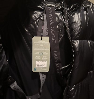 BRAND NEW Canada Goose Crofton Puffer Black Label Disc