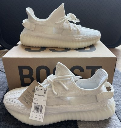 2022 Adidas Yeezy Boost 350 V2 Bone SZ US 12 5