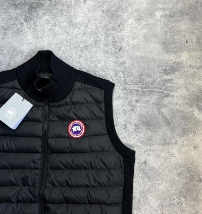 Canada goose black hybridge knit gilet