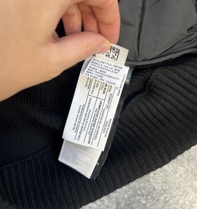 Canada goose black hybridge knit gilet