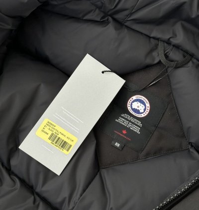 Canada Goose Chateau Down Parka black