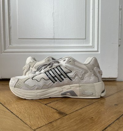 Adidas Bad Bunny RESPONSE CL