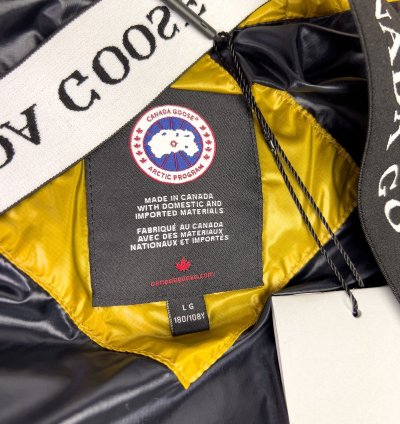 CANADA GOOSE CROFTON DOWN FILLED HOODED PUFFER JACKET