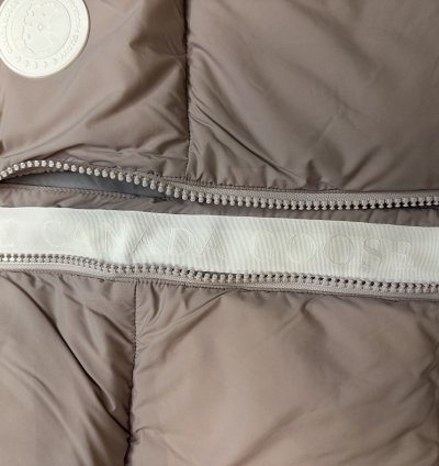 Canada Goose Everett Vest White Label Rose Large Brand New