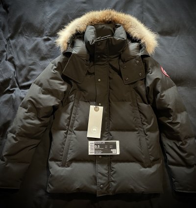 Canada Goose Genuine Fur Hooded Wyndham Parka