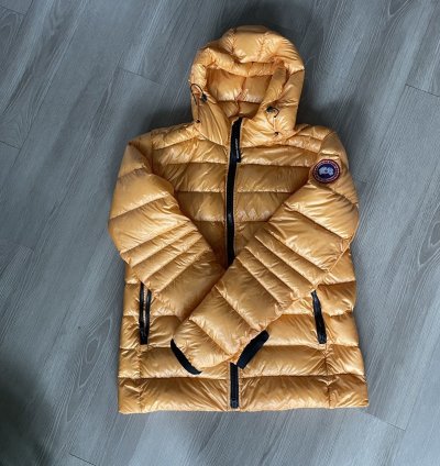 CANADA GOOSE Hooded Puffer Jacket