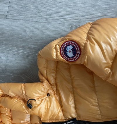 CANADA GOOSE Hooded Puffer Jacket